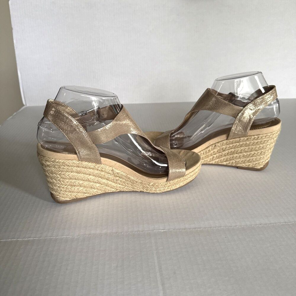 Kenneth Cole Reaction Women's Card Wedge Espadrille Sandals Size 8 Metallic Gold - Picture 4 of 10
